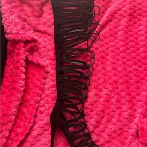 Chic Black Lace-Up Women's Heels